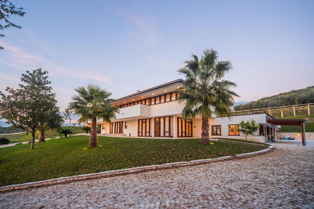 Aria - Villa Di Campagna Montecorvino Rovella Eksteriør bilde