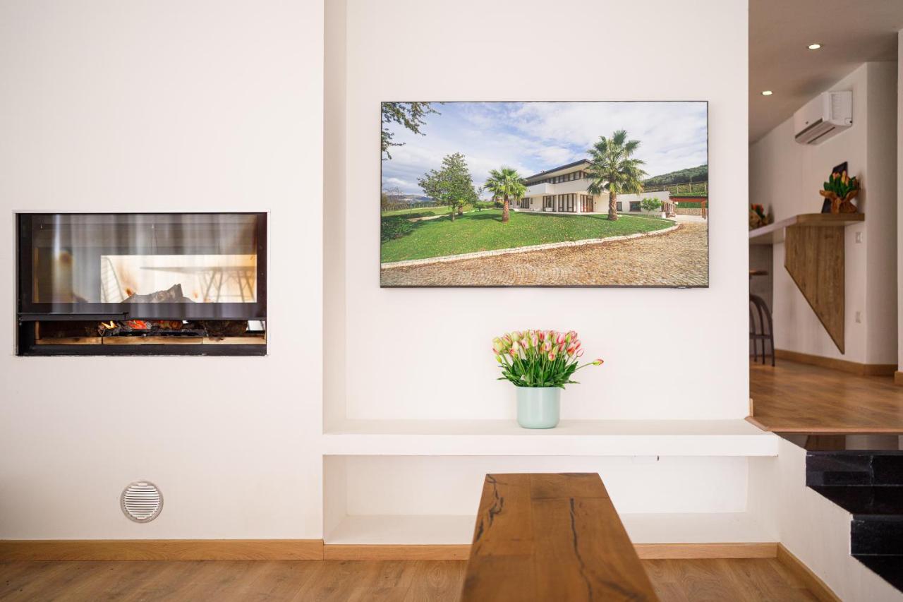 Aria - Villa Di Campagna Montecorvino Rovella Eksteriør bilde